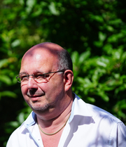 Porträtfoto von Gerwin Schmucker