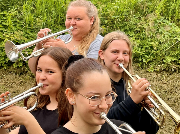 Gruppenbild des Ensembles Brassless
